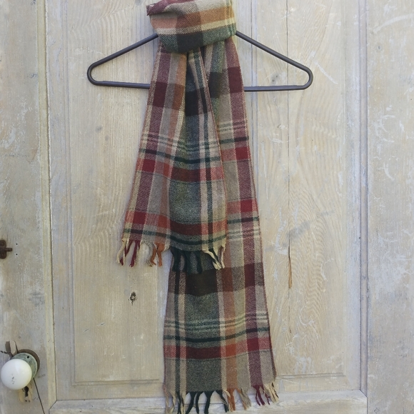 Vintage Plaid Scarf - Picture 1 of 6